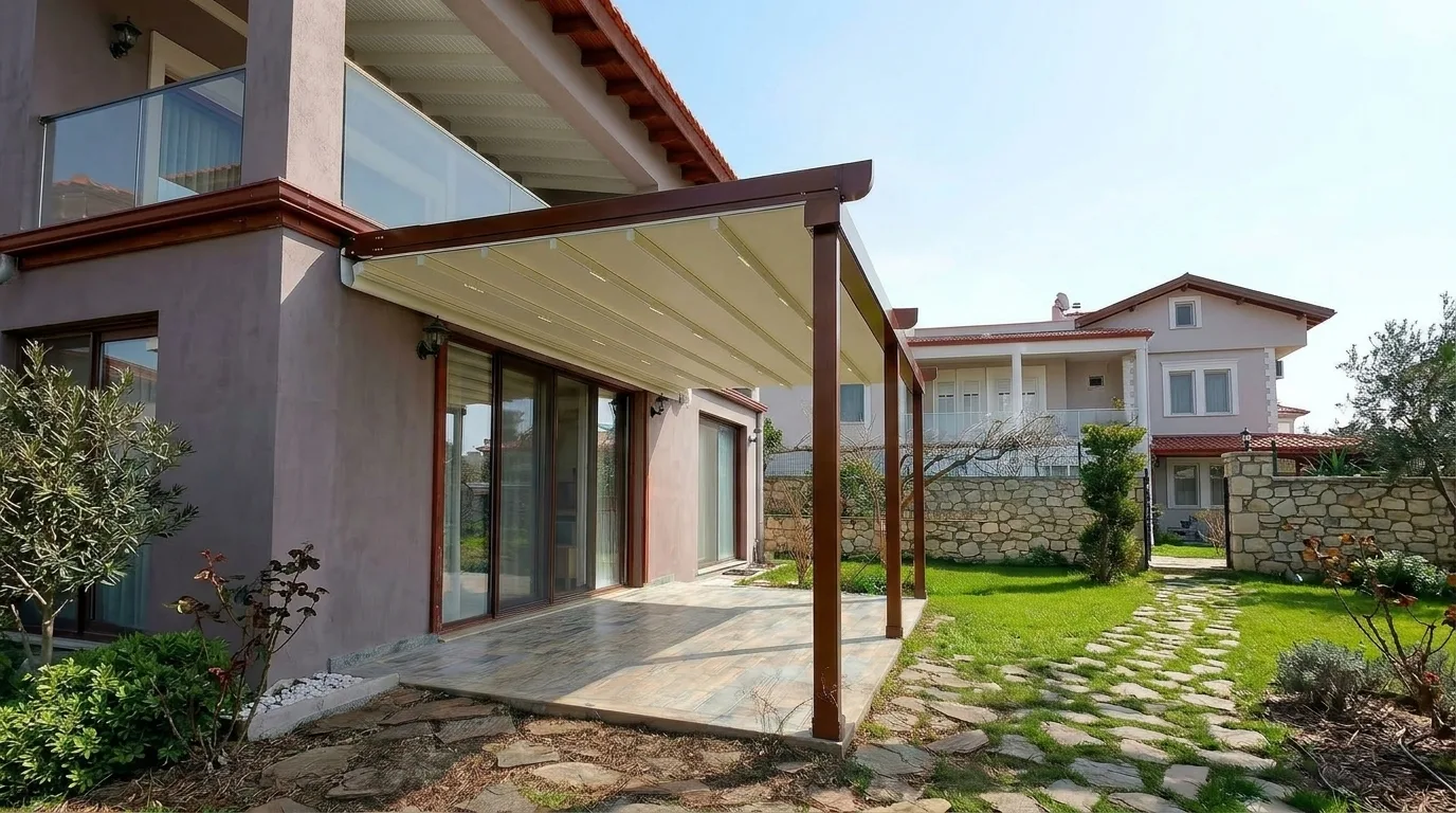 Bahçede pergola tente uygulaması, proje görünümü 27