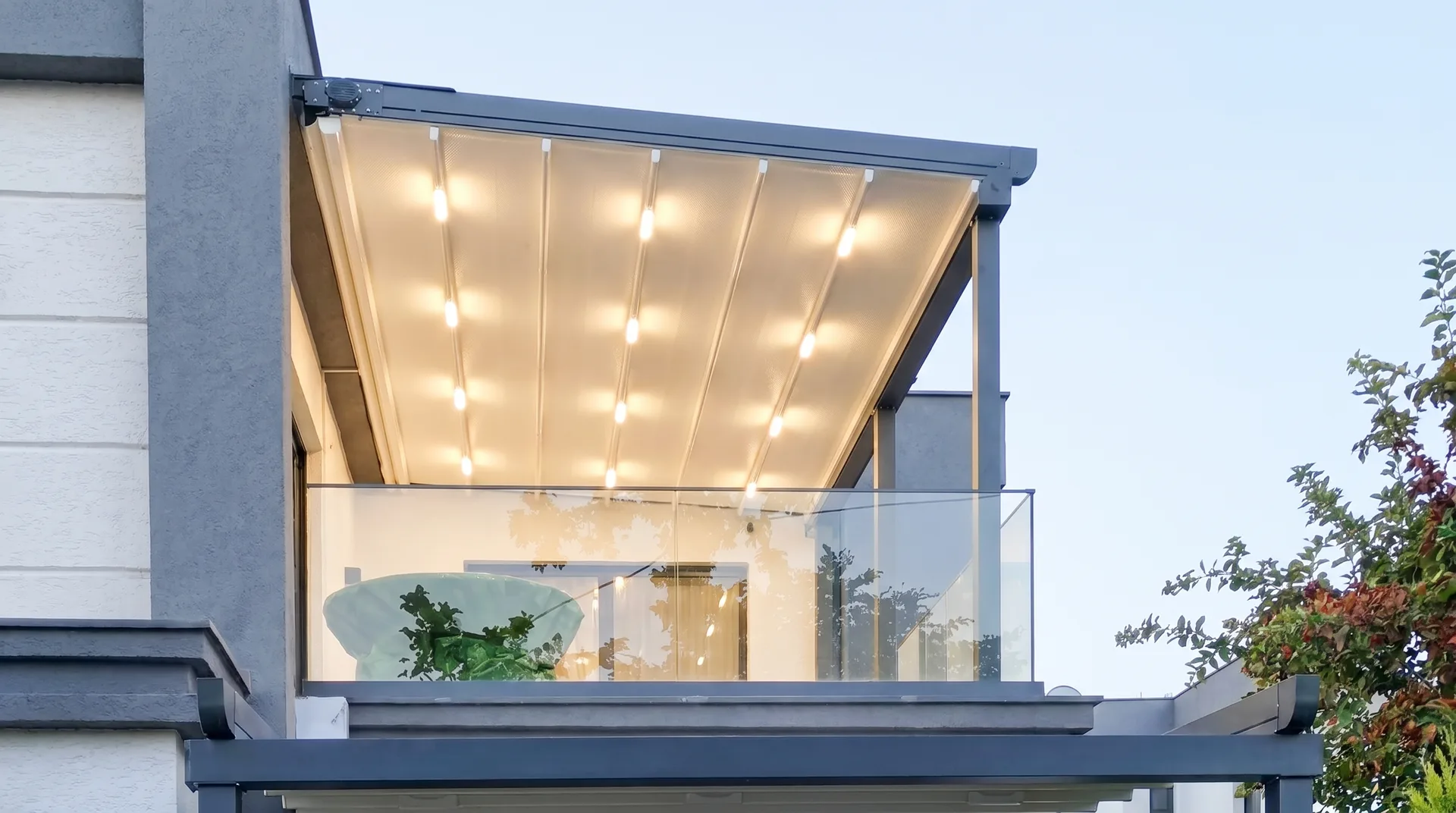 Terasta pergola tente uygulaması, proje görünümü 8